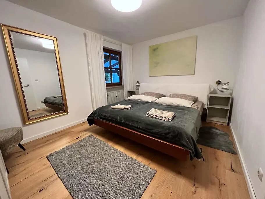 Apartment Garten-Ferienwohnung Seppi Tutzing