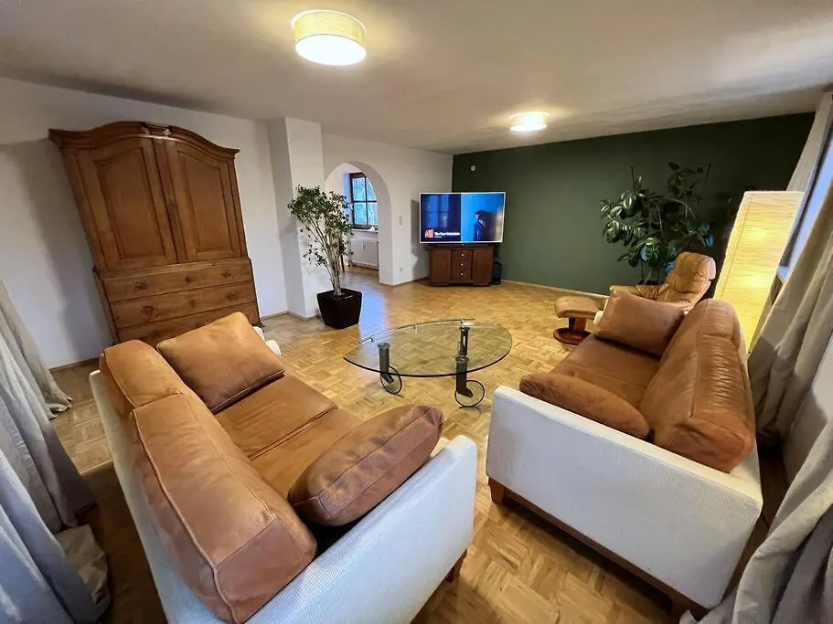 Apartment Garten-Ferienwohnung Seppi Tutzing