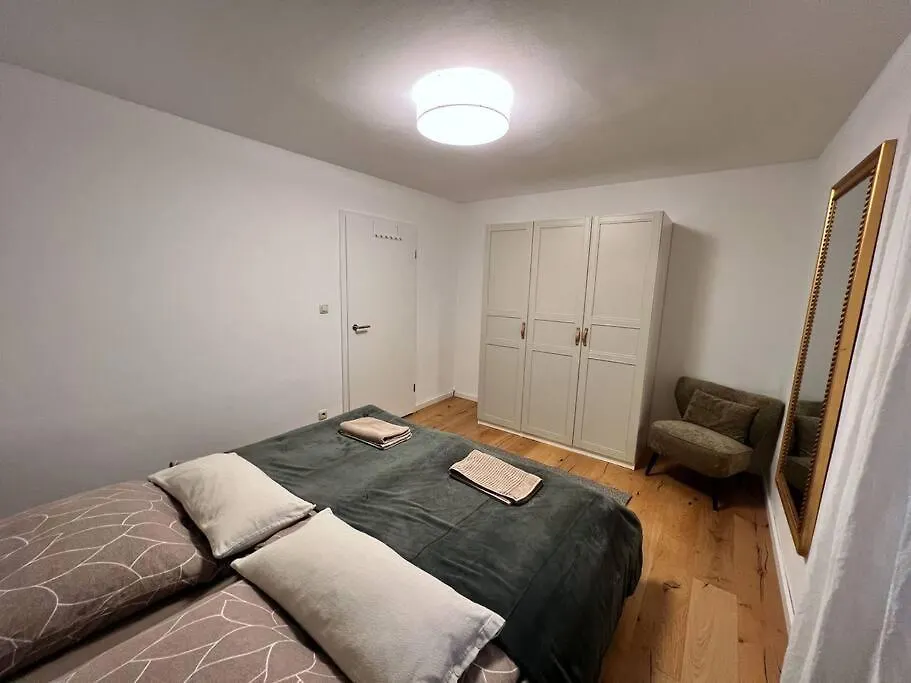 Garten-Ferienwohnung Seppi Tutzing