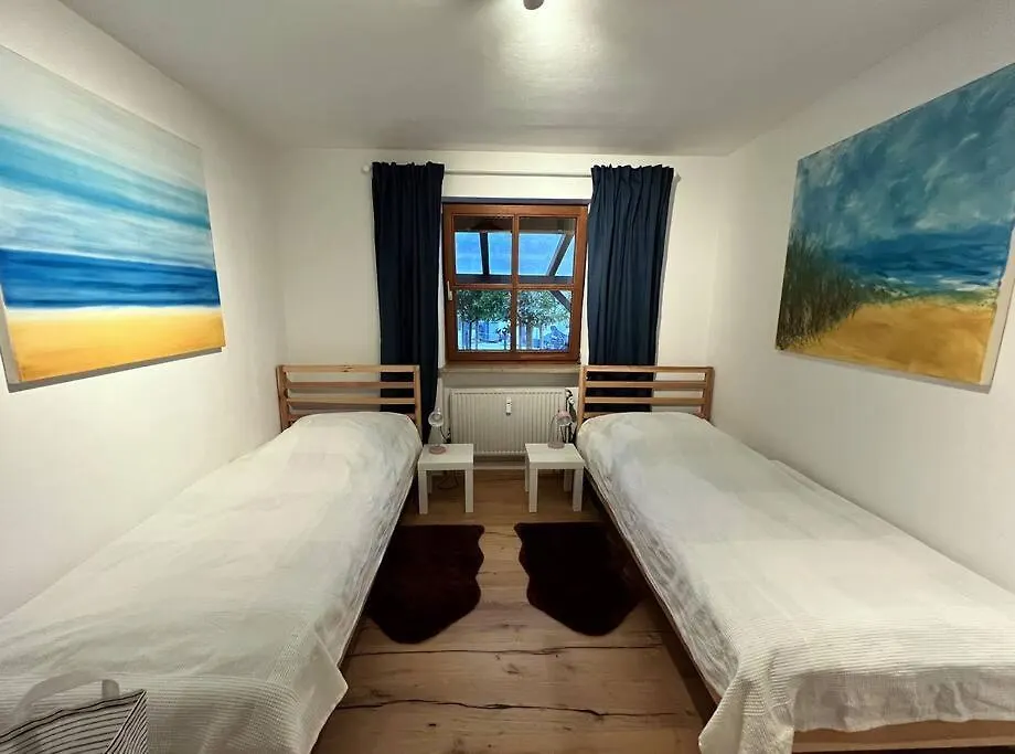 Garten-Ferienwohnung Seppi Tutzing Apartment